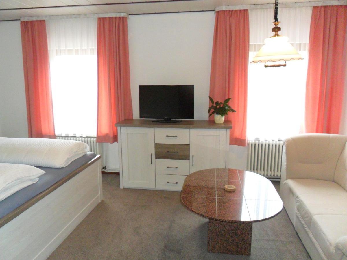 Hotel Hirsch Зеебах Экстерьер фото